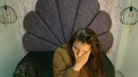  Alaia online show from November 2025 11:43:02 AM