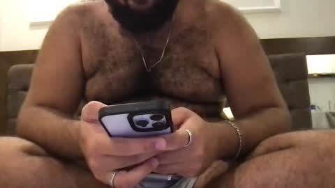 Snapshot of _alan_bear_ chatting on April 2026 07:08:02 PM Alan online show from April 2026 07:08:02 PM