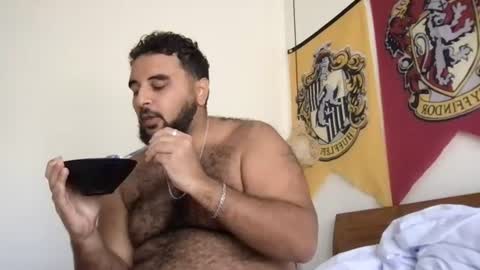 Snapshot of _alan_bear_ chatting on June 2026 03:25:01 AM Alan online show from June 2026 03:25:01 AM