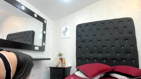 Snapshot of _alana_johnson chatting on March 2026 12:33:02 PM _alana_johnson online show from March 2026 12:33:02 PM