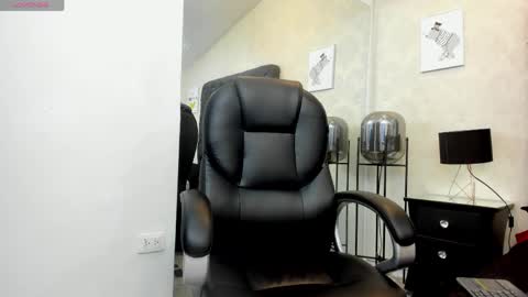_alana_johnson online show from May 2026 12:13:02 PM