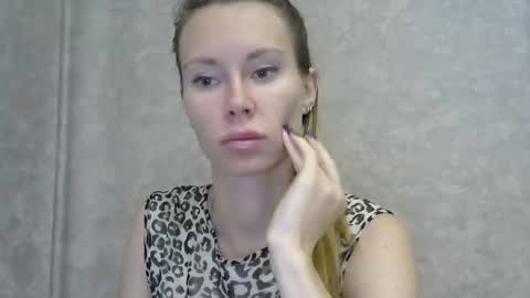 _alex1819 online show from November 2025 07:13:02 AM