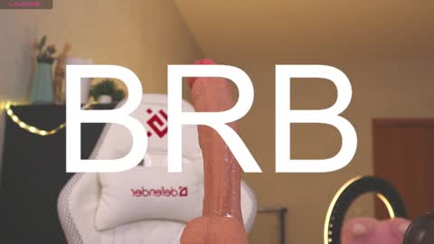 _alexa_gold_ online show from December 2024 02:44:01 PM