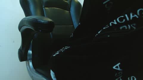 Alexandra online show from January 2025 12:30:02 PM