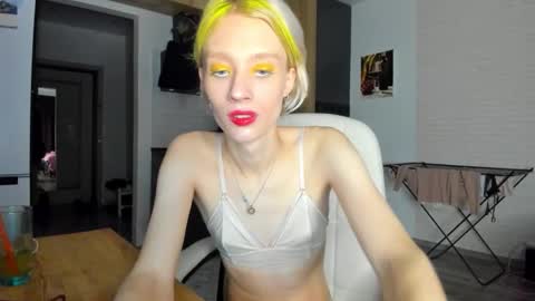 Gaylord online show from November 2025 06:49:02 AM