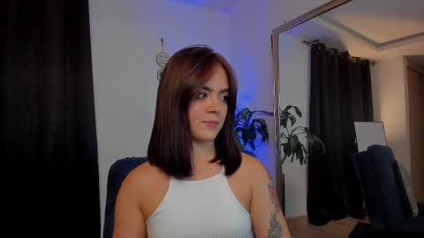 Snapshot of _alicelewis chatting on September 2025 11:27:02 PM Alice online show from September 2025 11:27:02 PM