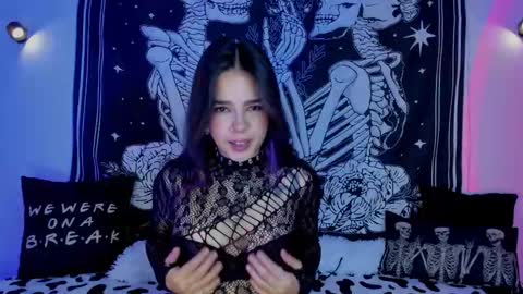 Snapshot of _alicesasha_ chatting on February 2026 07:23:02 AM _alicesasha_ online show from February 2026 07:23:02 AM