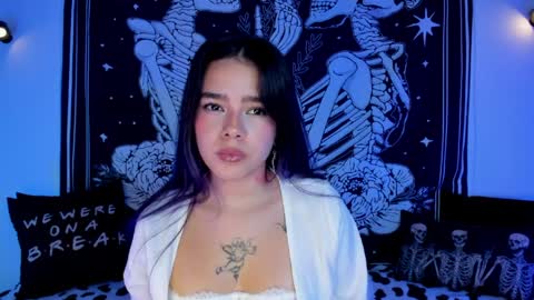 Snapshot of _alicesasha_ chatting on April 2026 09:15:01 AM _alicesasha_ online show from April 2026 09:15:01 AM