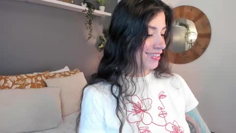  Alice  online show from February 2025 09:02:01 PM