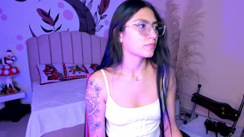 Snapshot of _allondra_ chatting on December 2024 11:39:01 PM Allondra online show from December 2024 11:39:01 PM