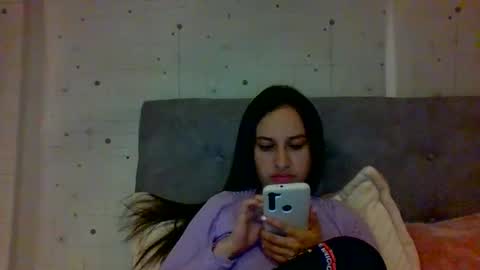 Snapshot of _alyson chatting on December 2025 04:32:01 AM _alyson online show from December 2025 04:32:01 AM