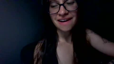 _alyson online show from May 2026 07:16:02 AM