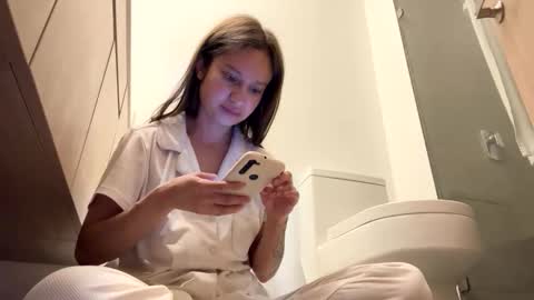 _alyson online show from May 2026 09:40:01 AM