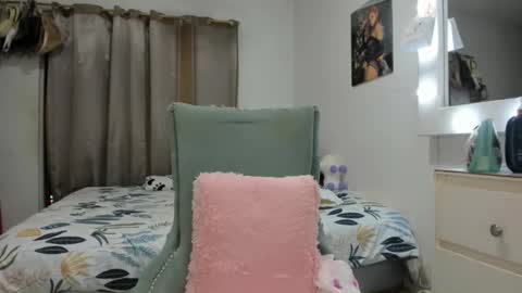 Analia online show from April 2026 01:19:02 AM