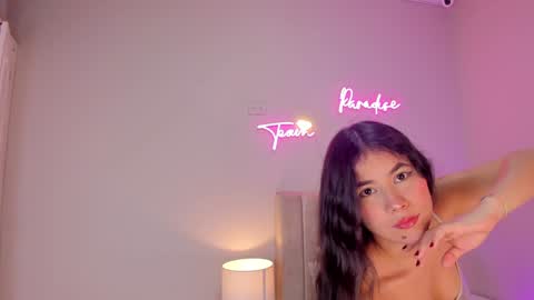 Snapshot of _angela_x chatting on January 2025 12:18:01 PM ngela online show from January 2025 12:18:01 PM