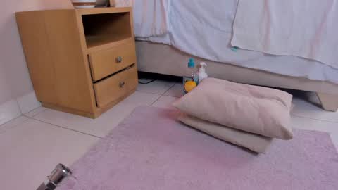 Snapshot of _angela_x chatting on February 2025 02:55:02 PM ngela online show from February 2025 02:55:02 PM