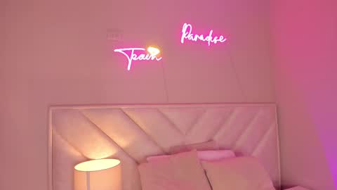 Snapshot of _angela_x chatting on February 2025 06:01:01 PM ngela online show from February 2025 06:01:01 PM