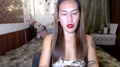 Snapshot of _angelari_ chatting on February 2025 12:57:02 PM Pearl online show from February 2025 12:57:02 PM