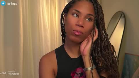 Snapshot of _angeleyes chatting on December 2025 01:33:02 AM Angie - online show from December 2025 01:33:02 AM