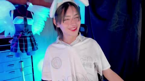 Angell Dustt  online show from May 2026 12:41:01 AM