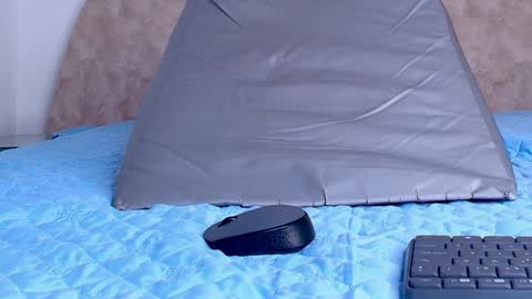 Any online show from April 2026 07:18:02 PM