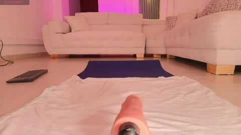 Snapshot of _anna_parker_ chatting on May 2026 07:30:01 PM Ana online show from May 2026 07:30:01 PM