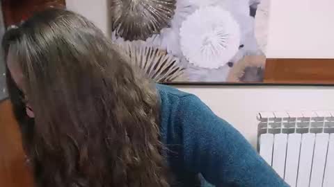 Anna online show from December 2024 10:12:02 AM