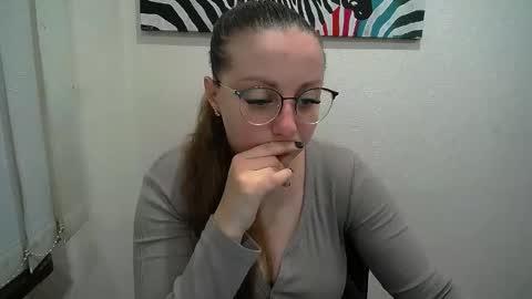 Snapshot of _annabelle_lee chatting on December 2025 10:46:02 AM Anna online show from December 2025 10:46:02 AM