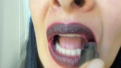 antonia online show from July 2026 09:51:01 PM