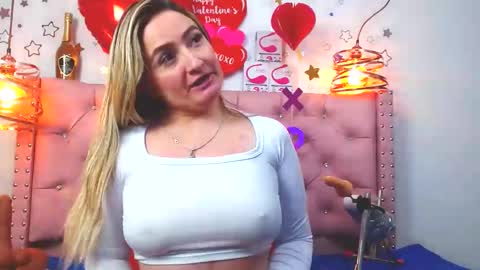 _antonella_11 online show from February 2025 11:55:01 PM