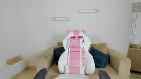    online show from February 2026 12:21:01 PM