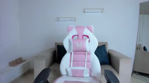    online show from February 2026 12:23:02 PM