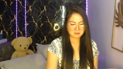 Snapshot of _arah chatting on December 2025 08:54:01 AM arah online show from December 2025 08:54:01 AM