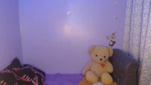 Snapshot of _arah chatting on February 2026 10:43:01 AM arah online show from February 2026 10:43:01 AM