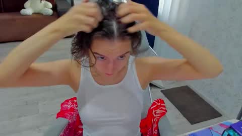 Snapshot of _arina_cox__ chatting on September 2025 12:17:02 PM Arina online show from September 2025 12:17:02 PM