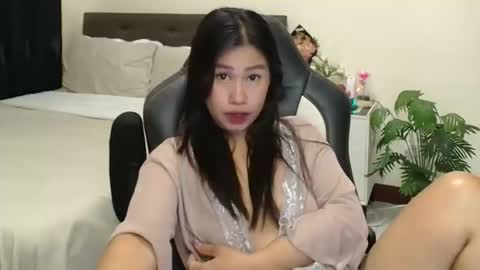 Snapshot of _ashley27 chatting on February 2026 12:15:01 AM Angie online show from February 2026 12:15:01 AM