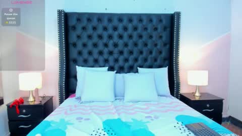 _ashley_thompson_ online show from March 2026 08:12:01 PM