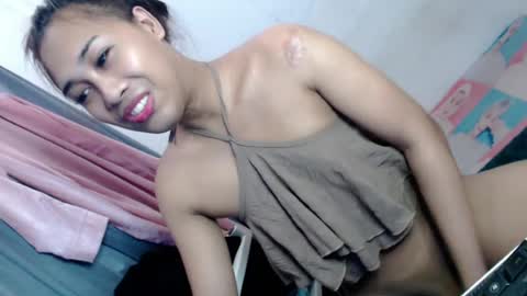_asiancutie online show from June 2026 04:06:01 AM