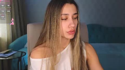 _aura_18 online show from April 2026 03:04:01 AM