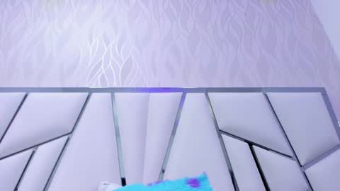 Aura online show from December 2024 06:09:02 AM