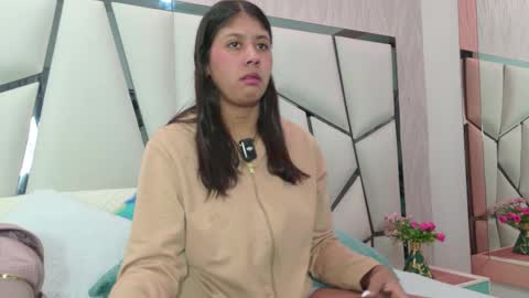 Aura online show from February 2026 03:35:01 AM