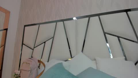 Aura online show from March 2026 03:13:02 AM