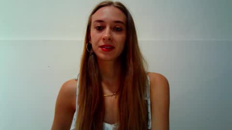 _aurora_sweet online show from September 2025 10:05:01 AM