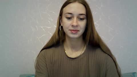 _aurora_sweet online show from October 2025 08:34:02 AM
