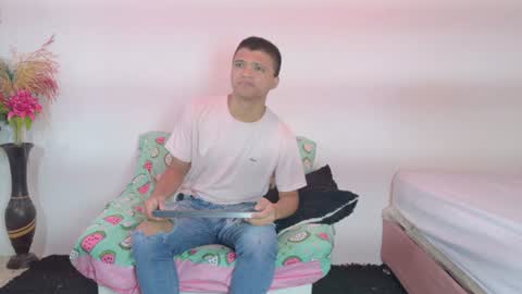 isabella online show from July 2026 04:08:02 AM