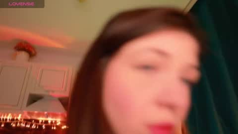 Snapshot of _axolot_ chatting on December 2024 02:31:02 AM Olivia online show from December 2024 02:31:02 AM