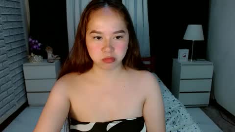 yesha3 online show from December 2024 12:49:01 PM