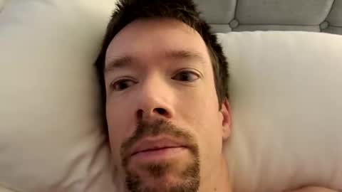 Snapshot of _b_h_c_ chatting on November 2025 06:09:02 PM _b_h_c_ online show from November 2025 06:09:02 PM