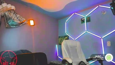 Snapshot of _baterchatur chatting on October 2025 04:26:01 AM Lunita online show from October 2025 04:26:01 AM