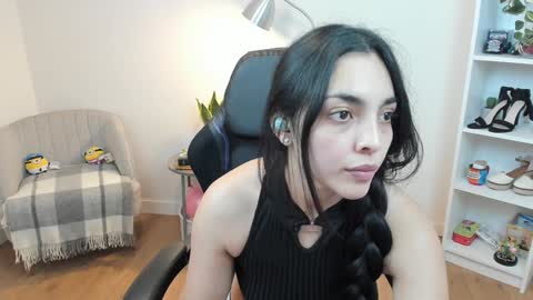 Bella Evans online show from January 2025 08:45:01 AM